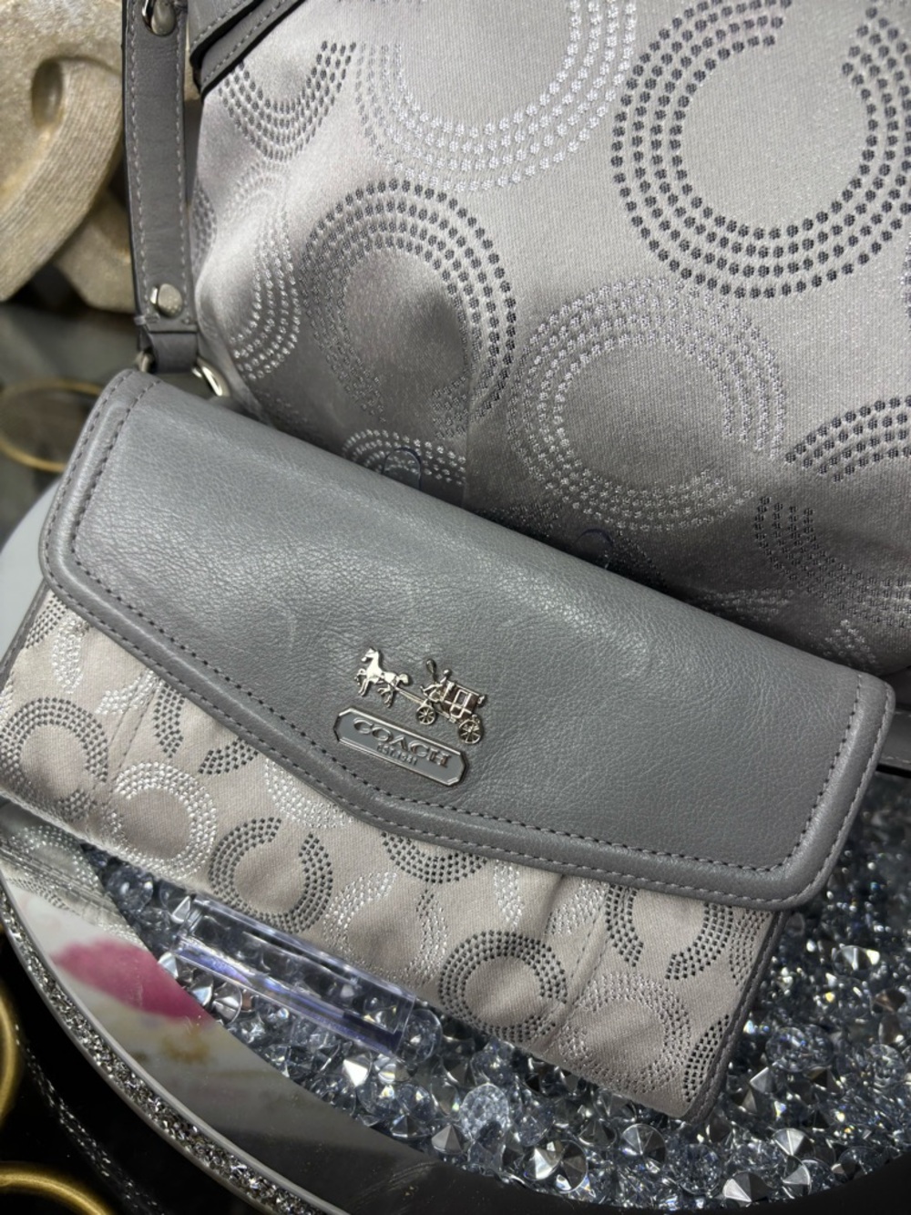 Coach 2010 Madison Dotted Op Art Sophia satchel and matching wallet EUC - Picture 4 of 14